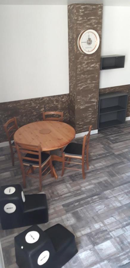 A 18min Du Zoo 30min Des 24h Du Mans Appartement *